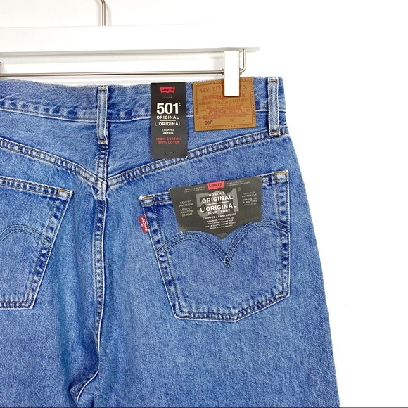 NEW Levi’s Premium Original 501 Fit Button Fly Crop Straight Leg Jeans 30/26 - Picture 5 of 7